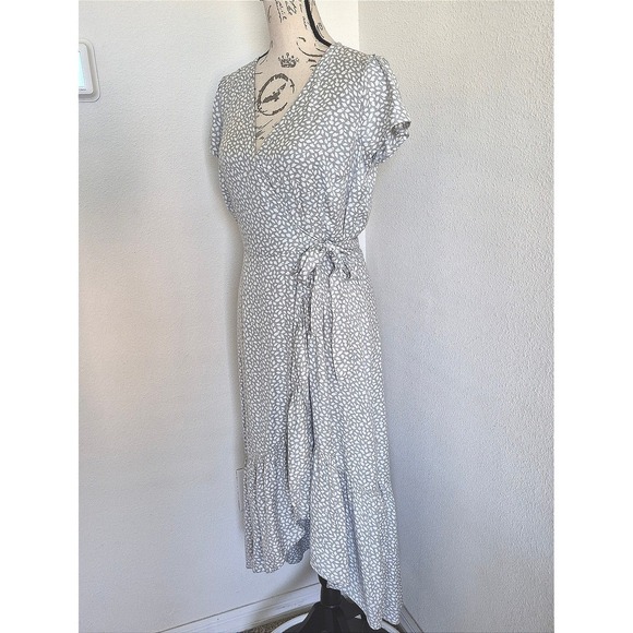 Abercrombie & Fitch Midi Ruffle Wrap Dress size S grey white summer romantic - Picture 8 of 14